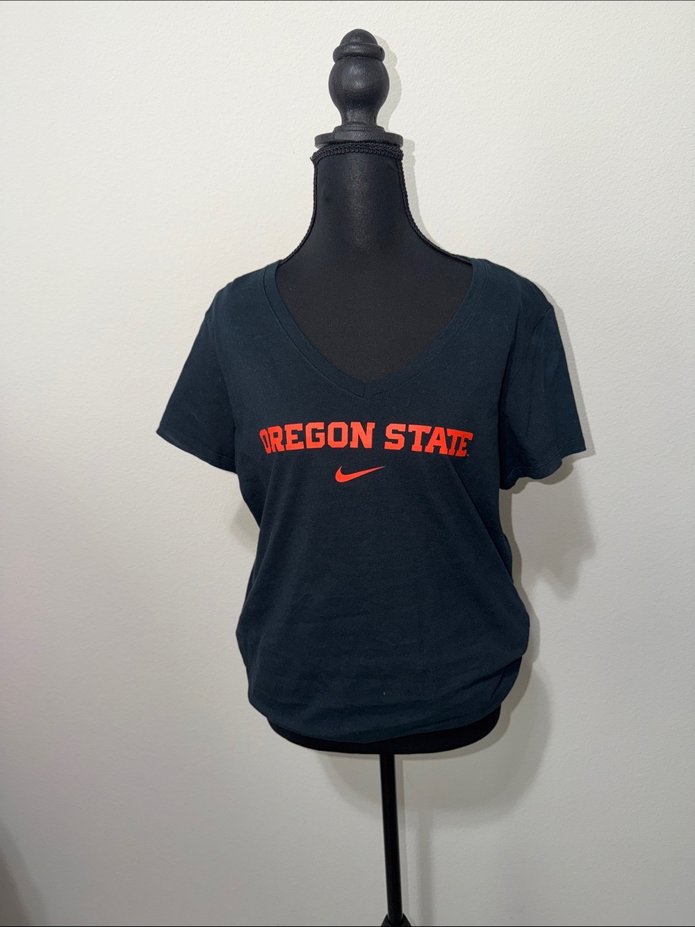 Nike Women's Black V-Neck Tee with Orange Oregon State Logo